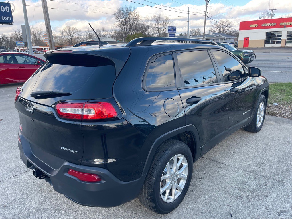 2016 Jeep Cherokee Image 8