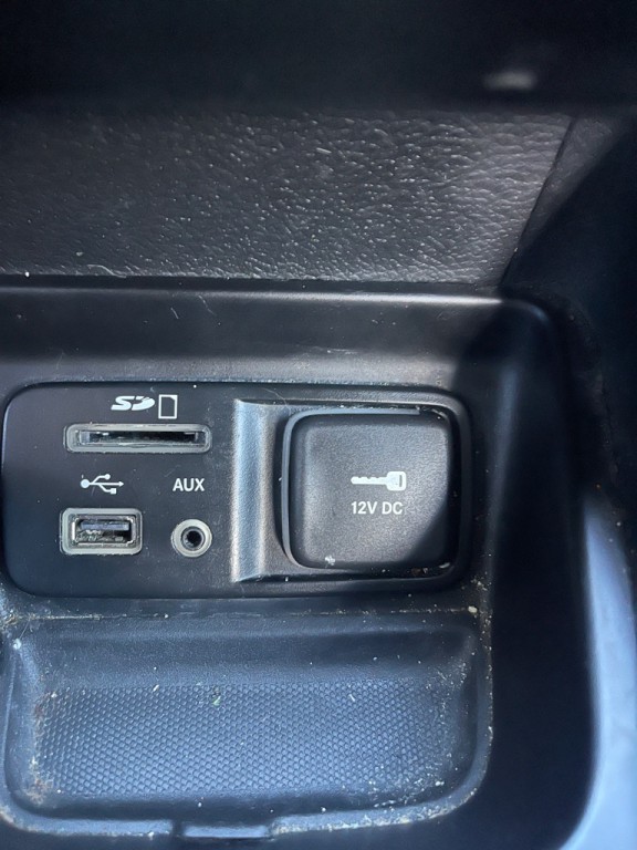 2016 Jeep Cherokee Image 21