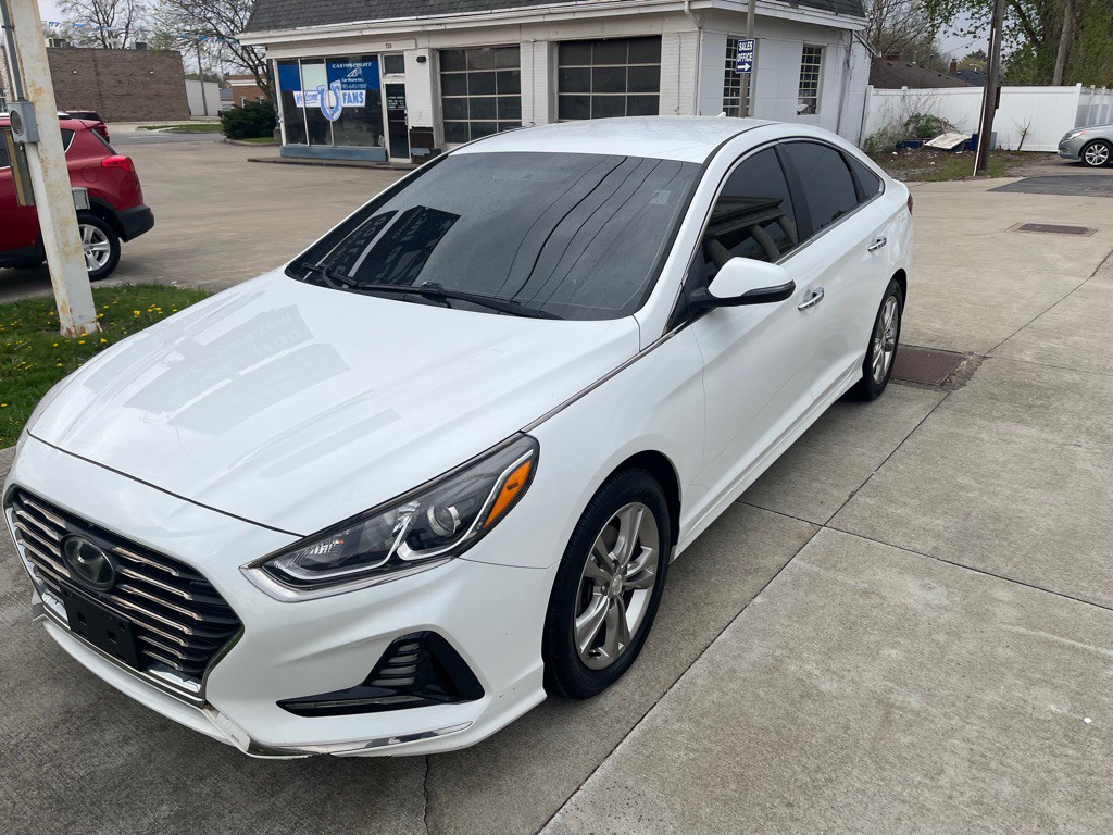 2018 Hyundai Sonata Image 2