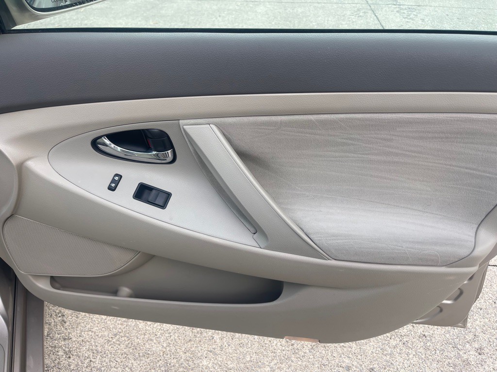 2008 Toyota Camry Image 11