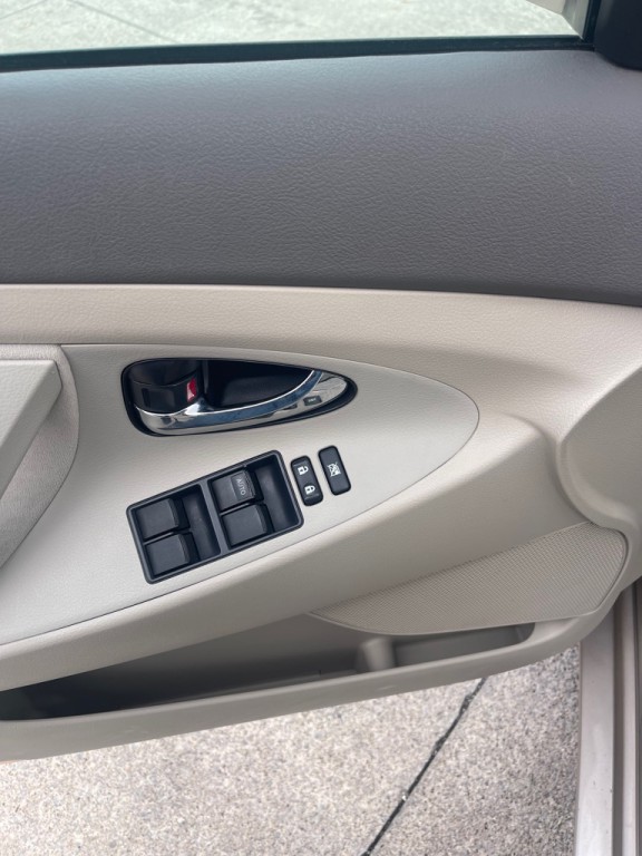 2008 Toyota Camry Image 19