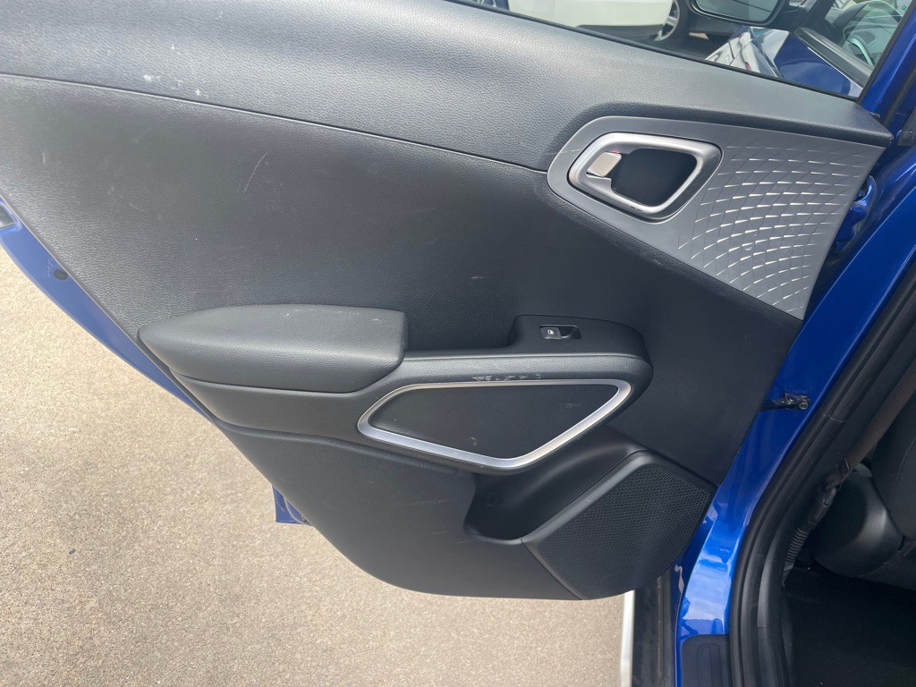2021 Kia Soul Image 13