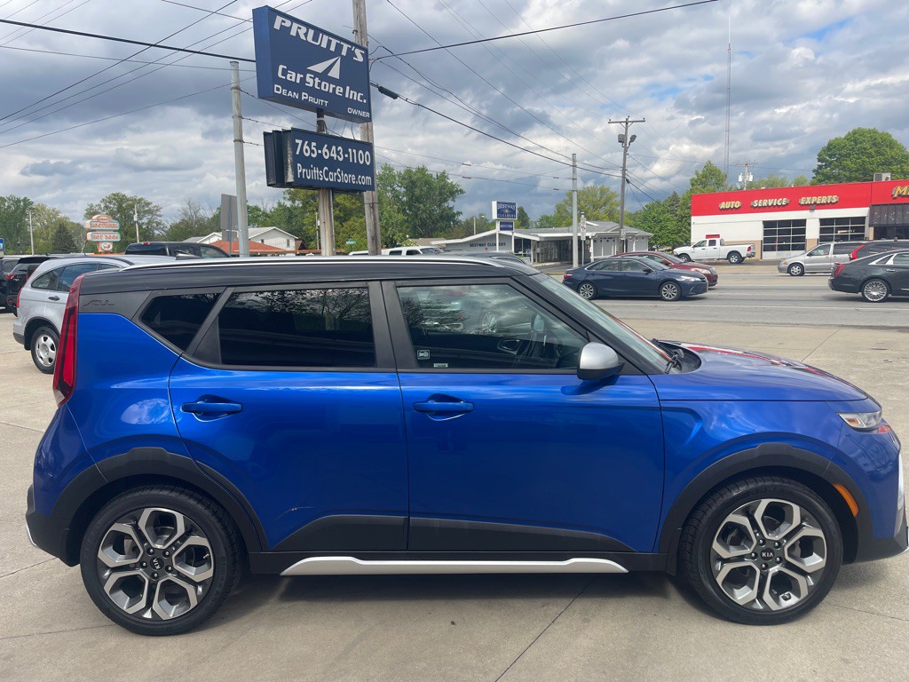 2021 Kia Soul Image 2