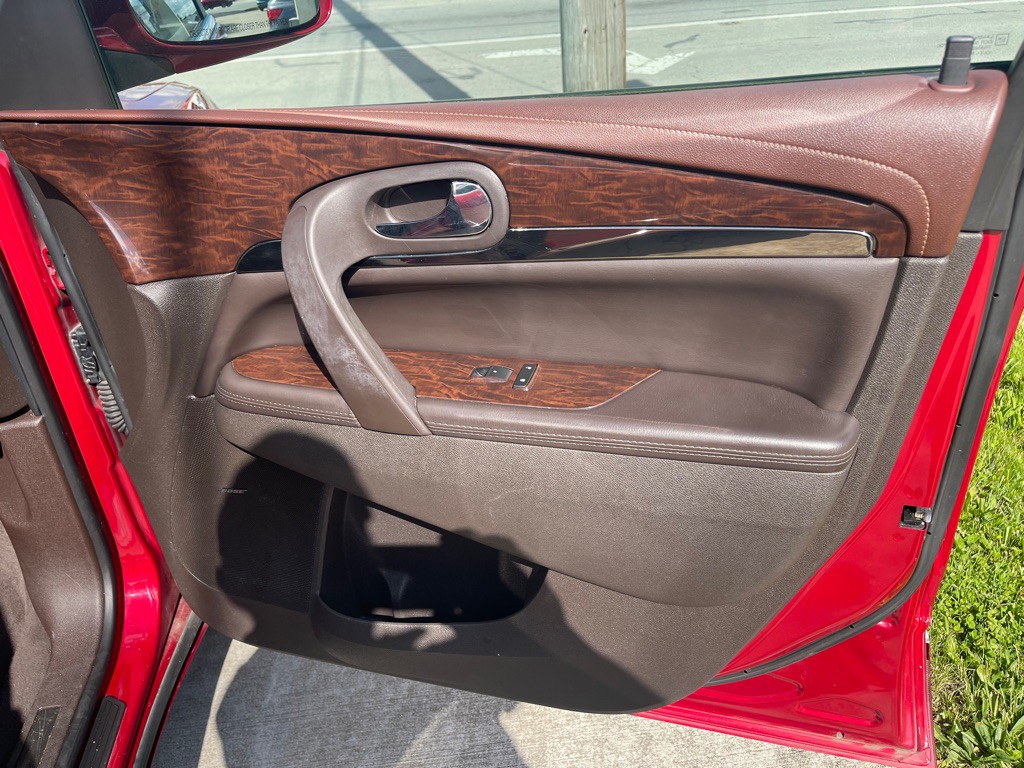 2014 Buick Enclave Image 10