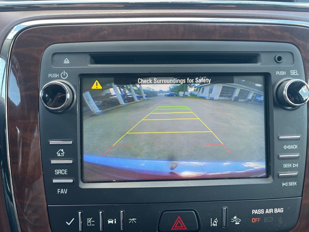 2014 Buick Enclave Image 24