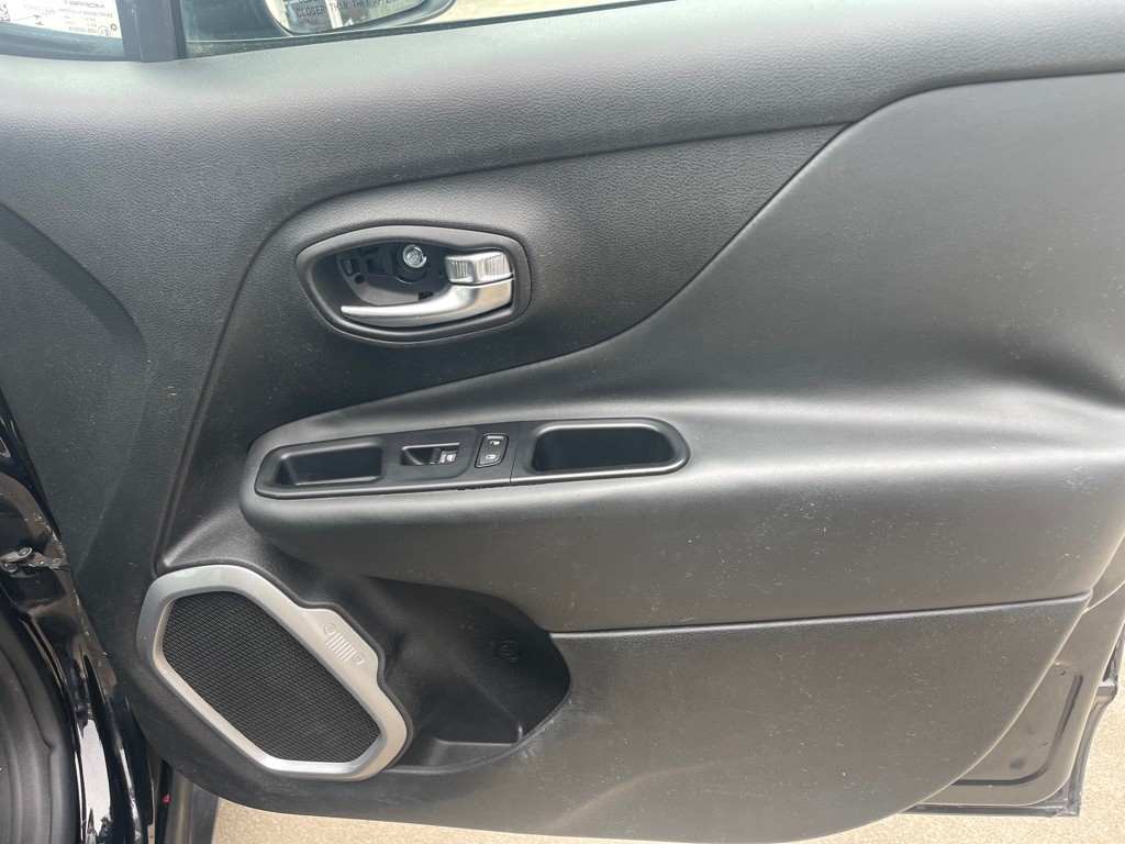 2018 Jeep Renegade Image 10