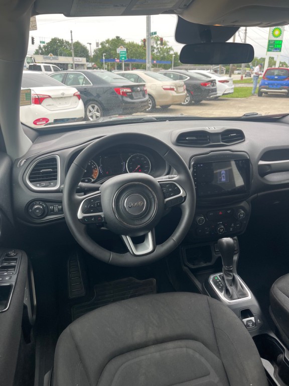 2018 Jeep Renegade Image 15