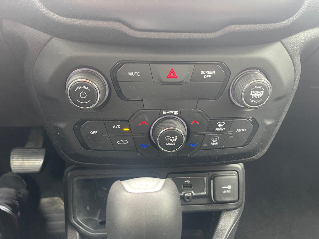2018 Jeep Renegade Image 20