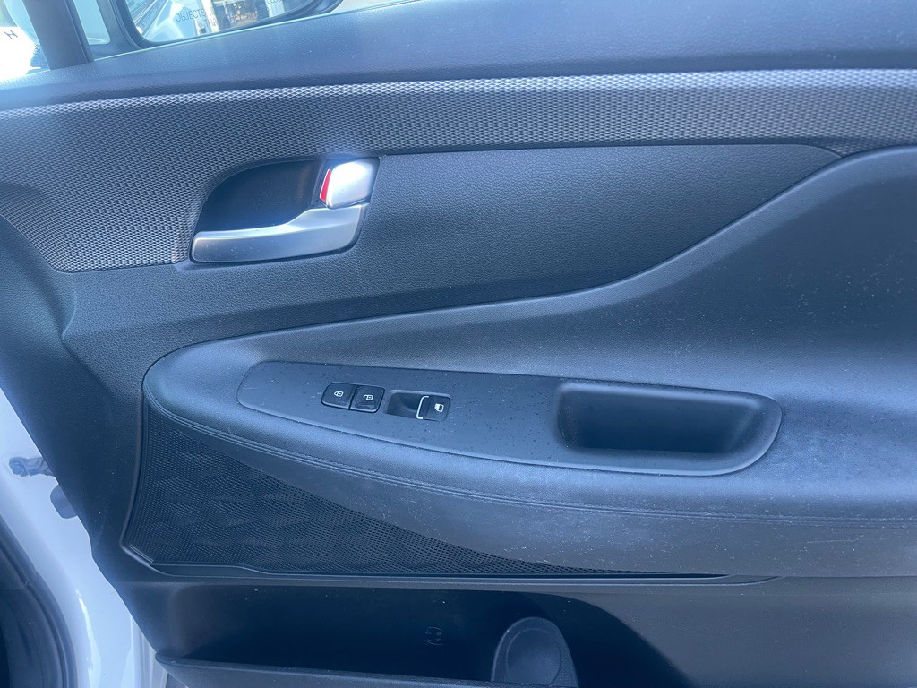 2019 Hyundai Santa Fe Image 10
