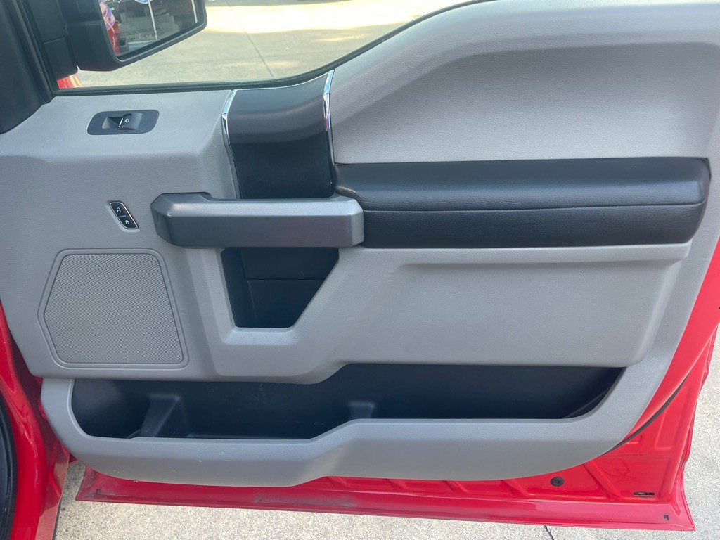 2015 Ford F-150 Image 11