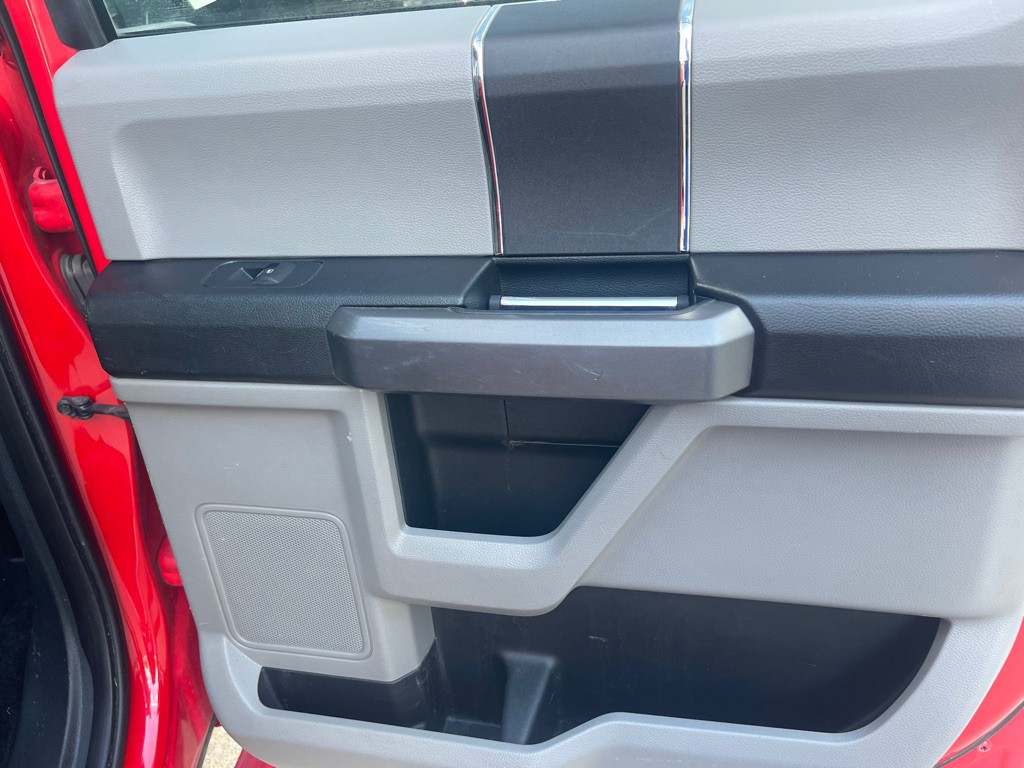 2015 Ford F-150 Image 12