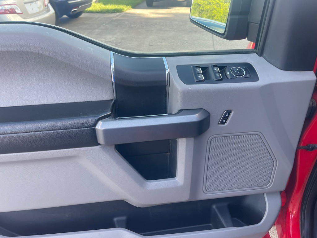 2015 Ford F-150 Image 16