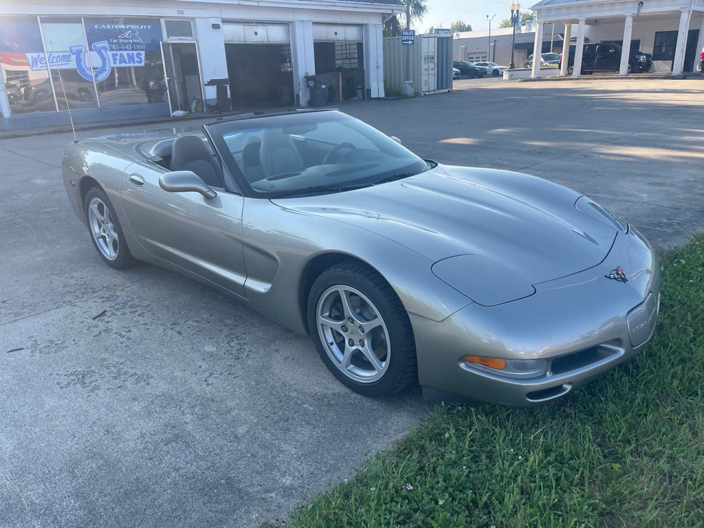 2000 Chevrolet Corvette Image 3