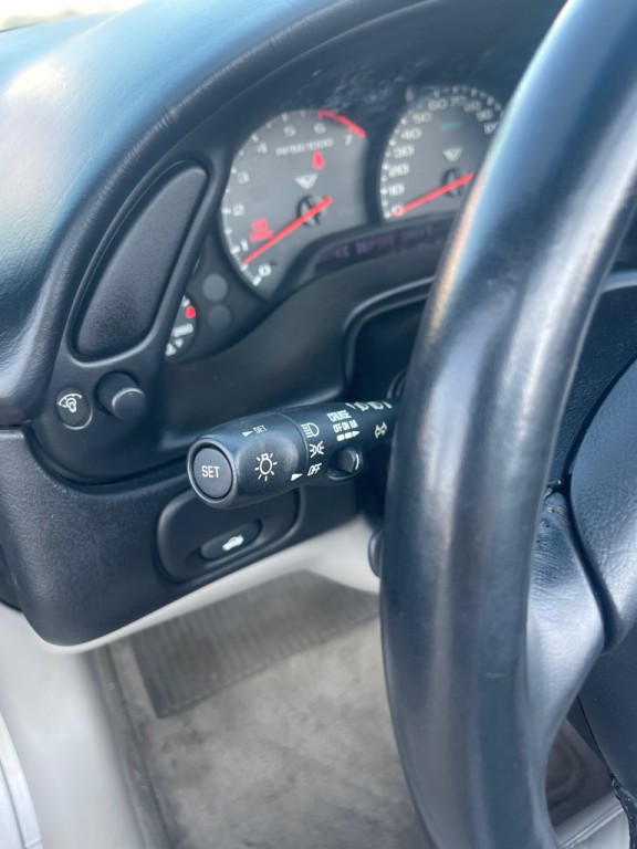 2000 Chevrolet Corvette Image 18