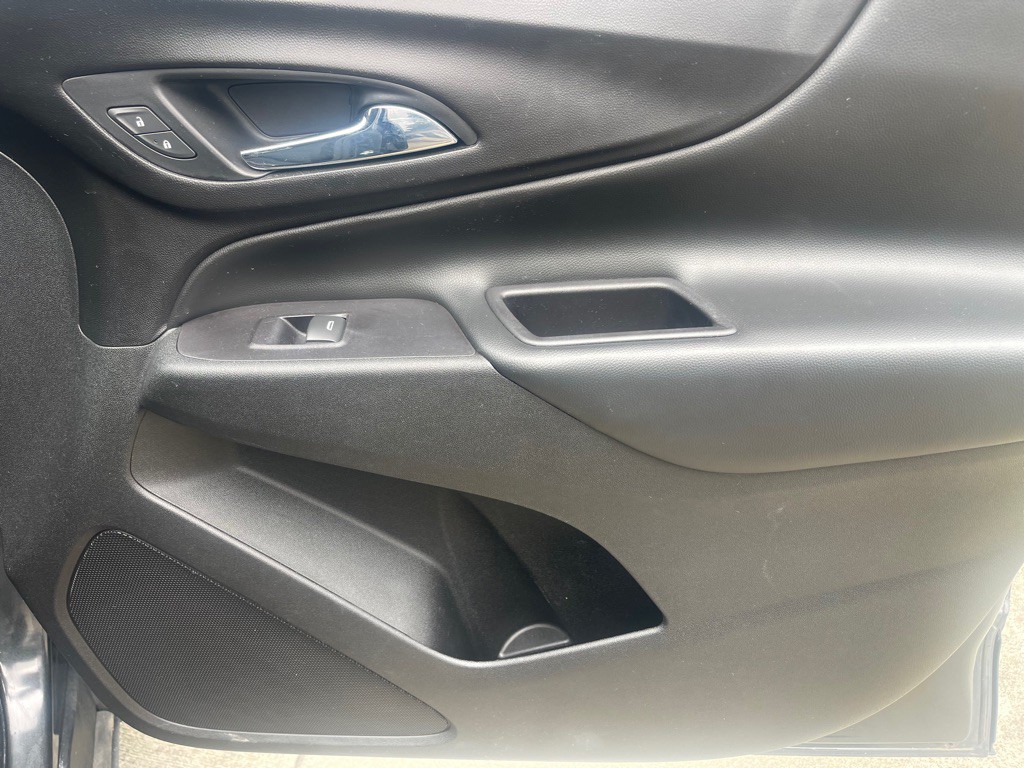 2018 Chevrolet Equinox Image 9
