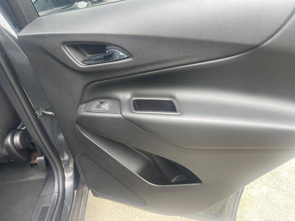 2018 Chevrolet Equinox Image 11