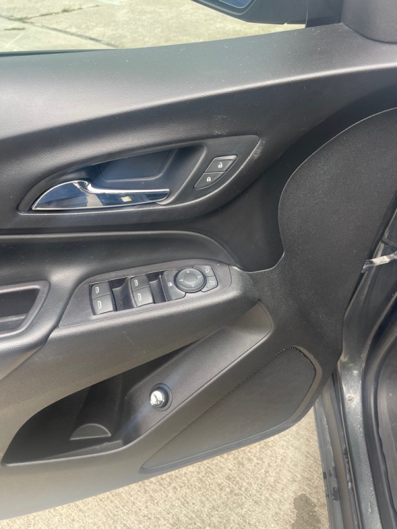 2018 Chevrolet Equinox Image 16