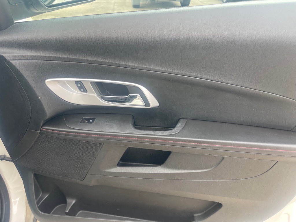 2015 Chevrolet Equinox Image 11