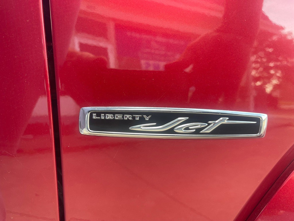 2012 Jeep Liberty Image 9