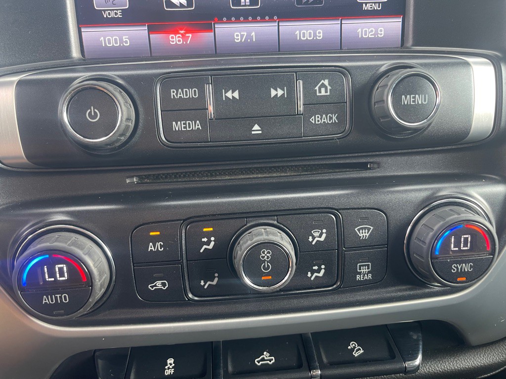2015 GMC Sierra Image 22