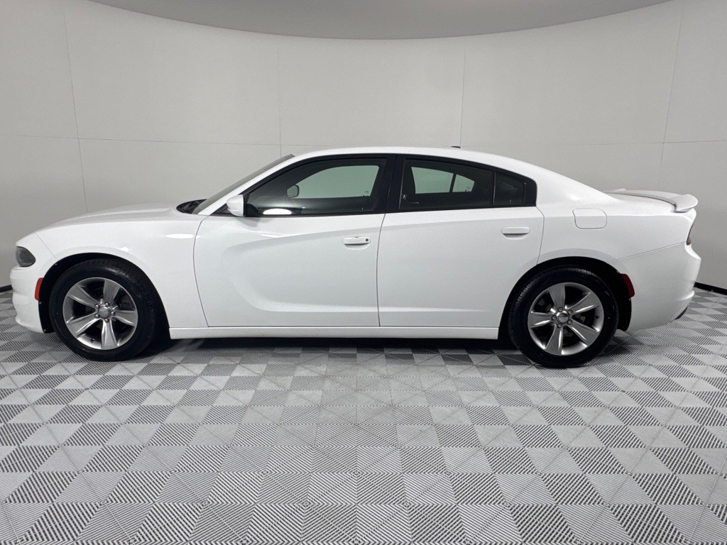 2015 Dodge Charger Image 9