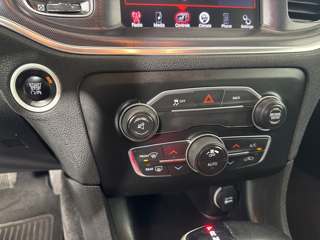 2015 Dodge Charger Image 20