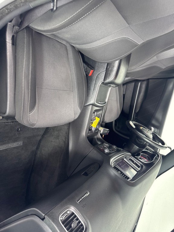 2015 Dodge Charger Image 26