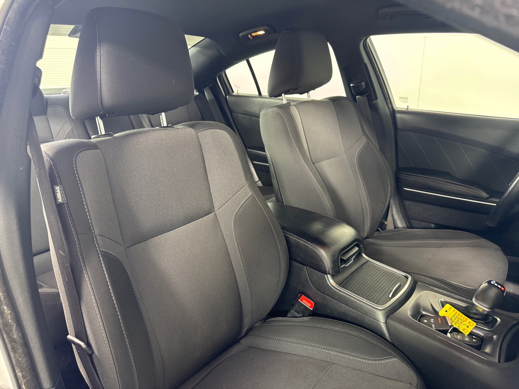 2015 Dodge Charger Image 27