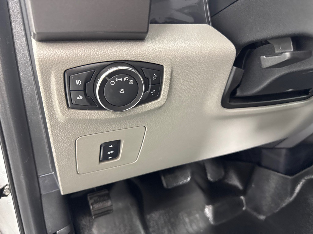 2016 Ford F-150 Image 16