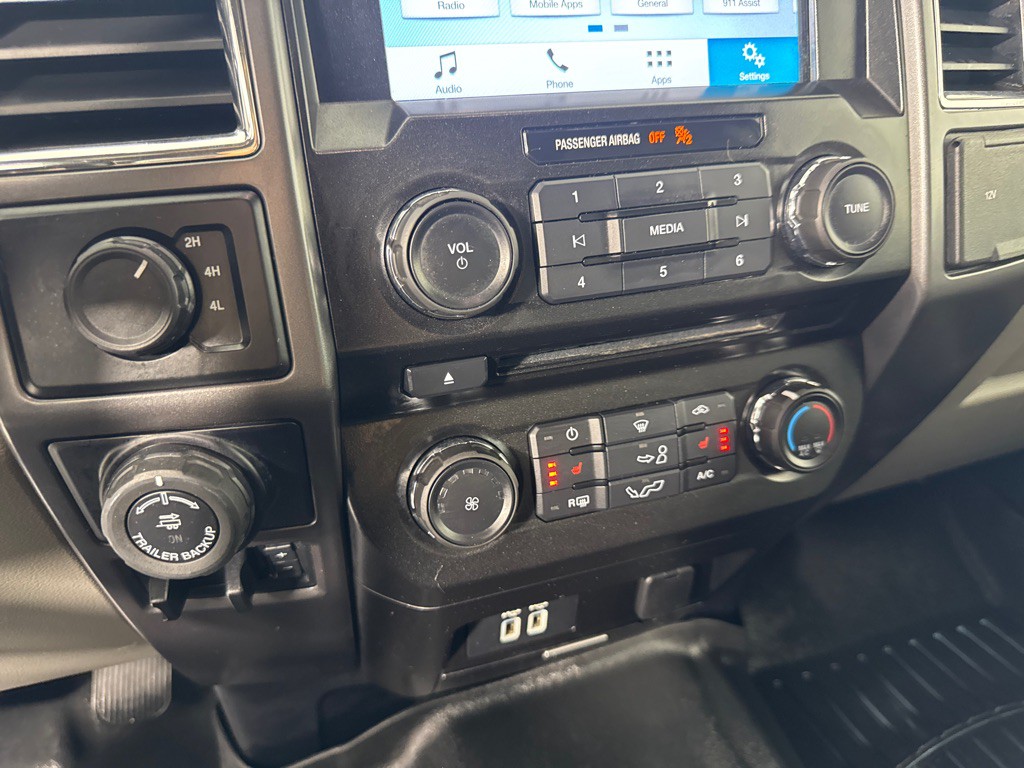 2016 Ford F-150 Image 20