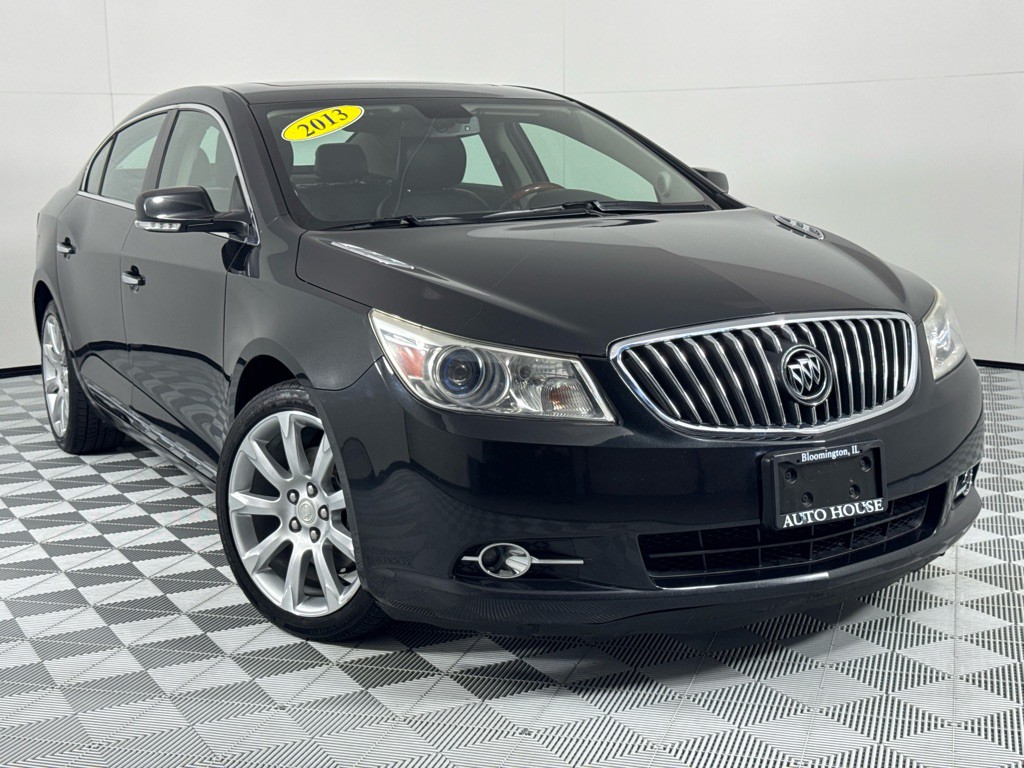 2013 Buick Lacrosse Image 2