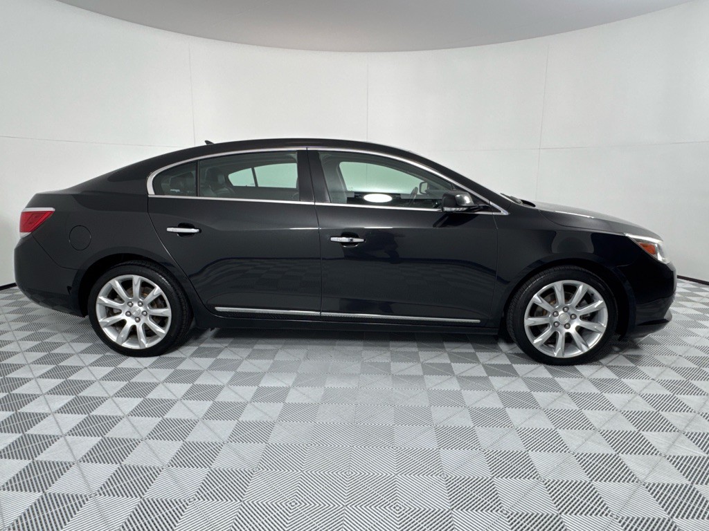 2013 Buick Lacrosse Image 4