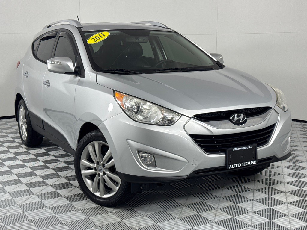 2011 Hyundai Tucson Image 2
