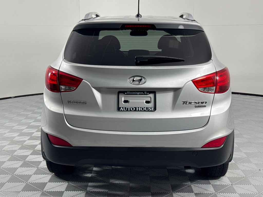 2011 Hyundai Tucson Image 5