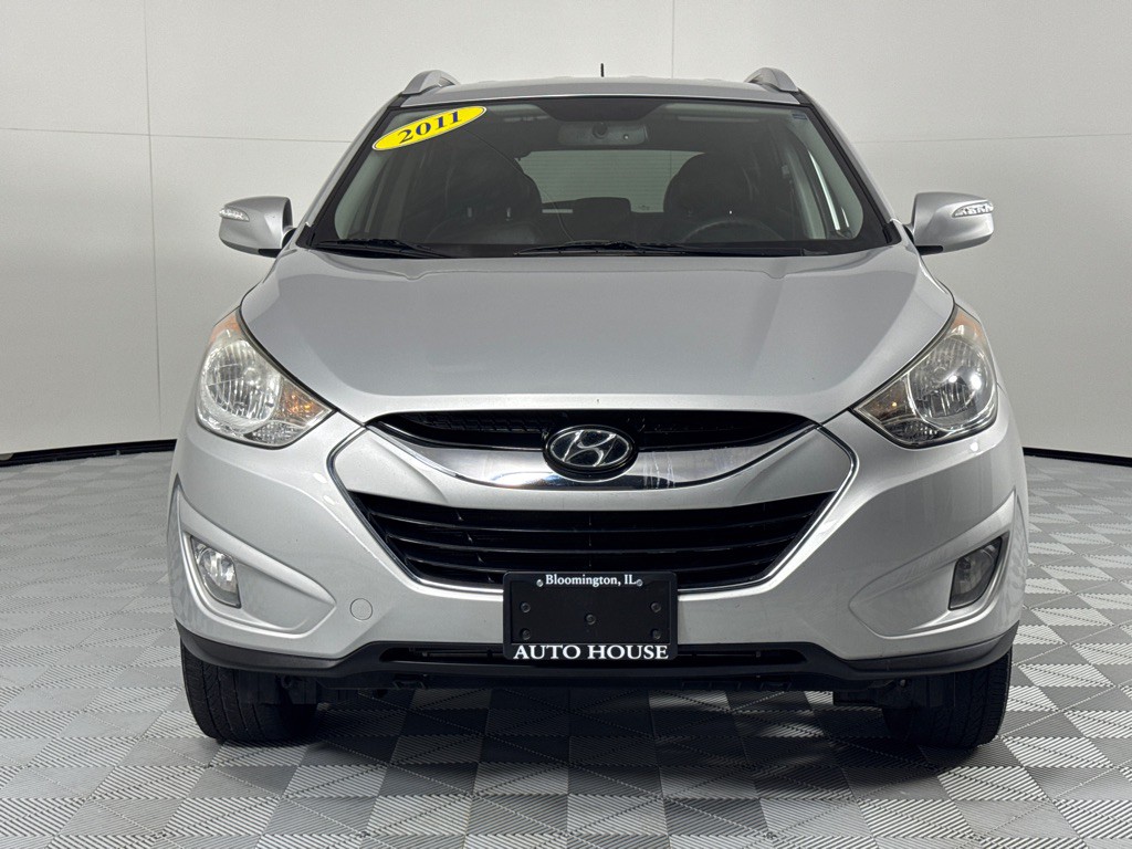 2011 Hyundai Tucson Image 11