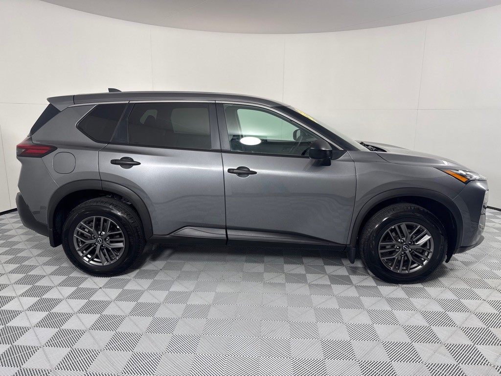 2023 Nissan Rogue Image 4
