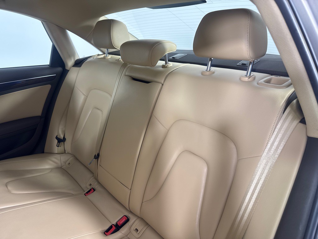 2014 Audi A4 Image 24