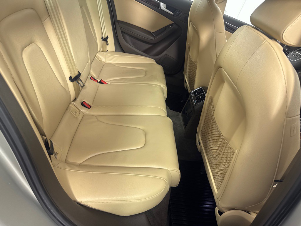 2014 Audi A4 Image 25