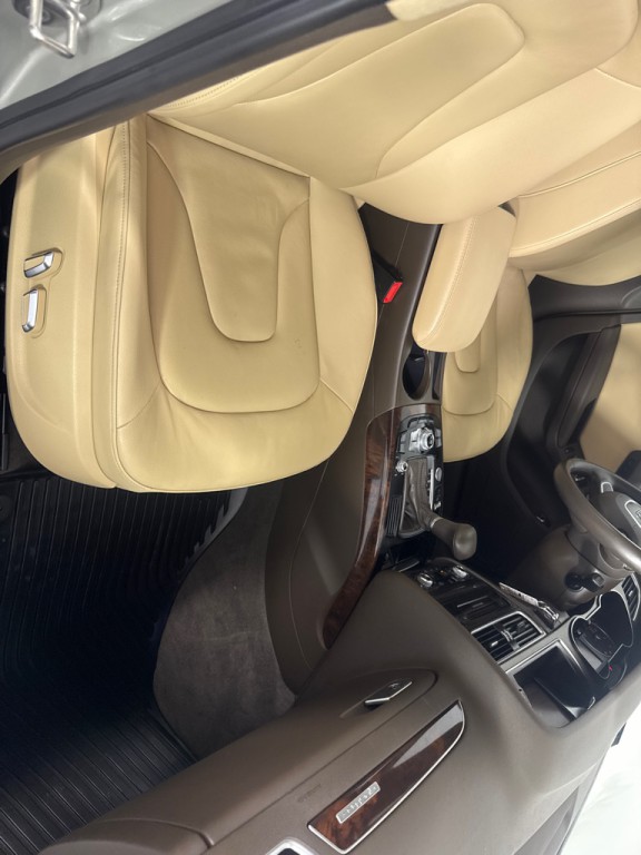 2014 Audi A4 Image 27