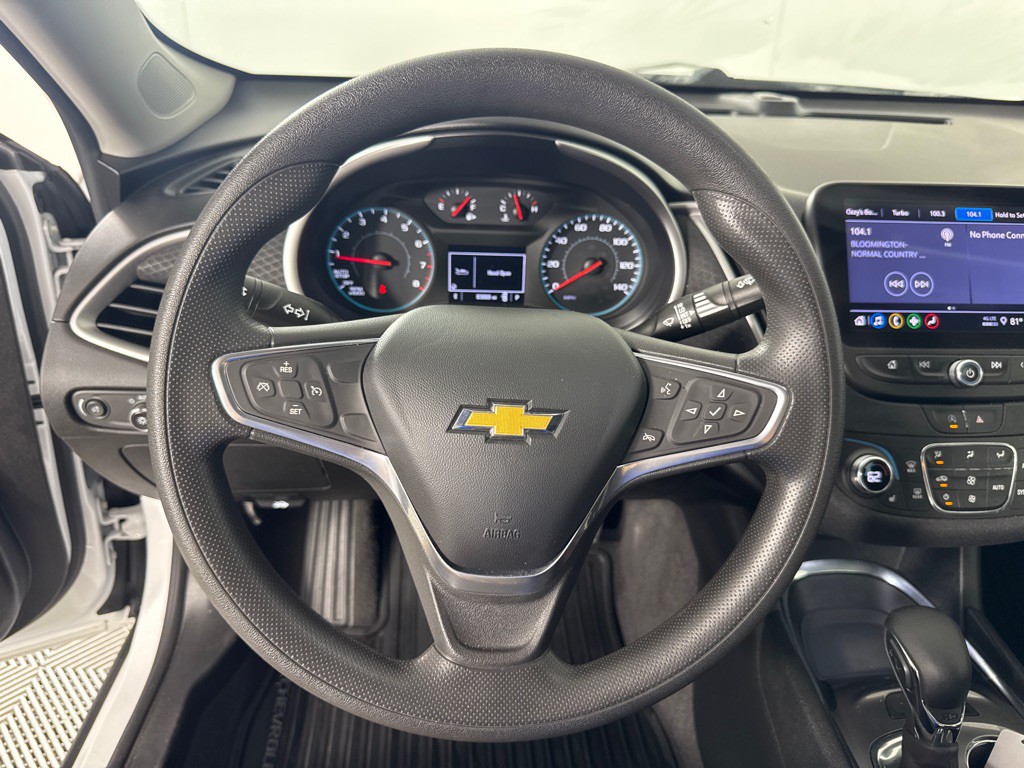 2022 Chevrolet Malibu Image 16