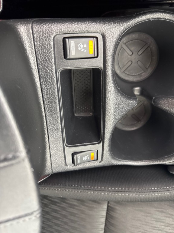 2019 Nissan Rogue Image 17