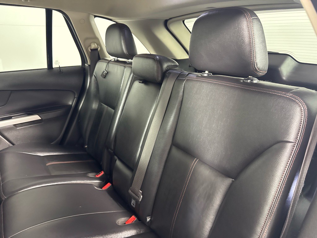 2014 Ford Edge Image 17