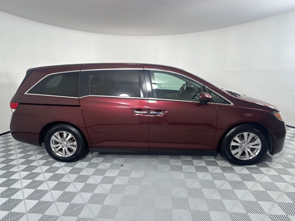 2016 Honda Odyssey Image 4