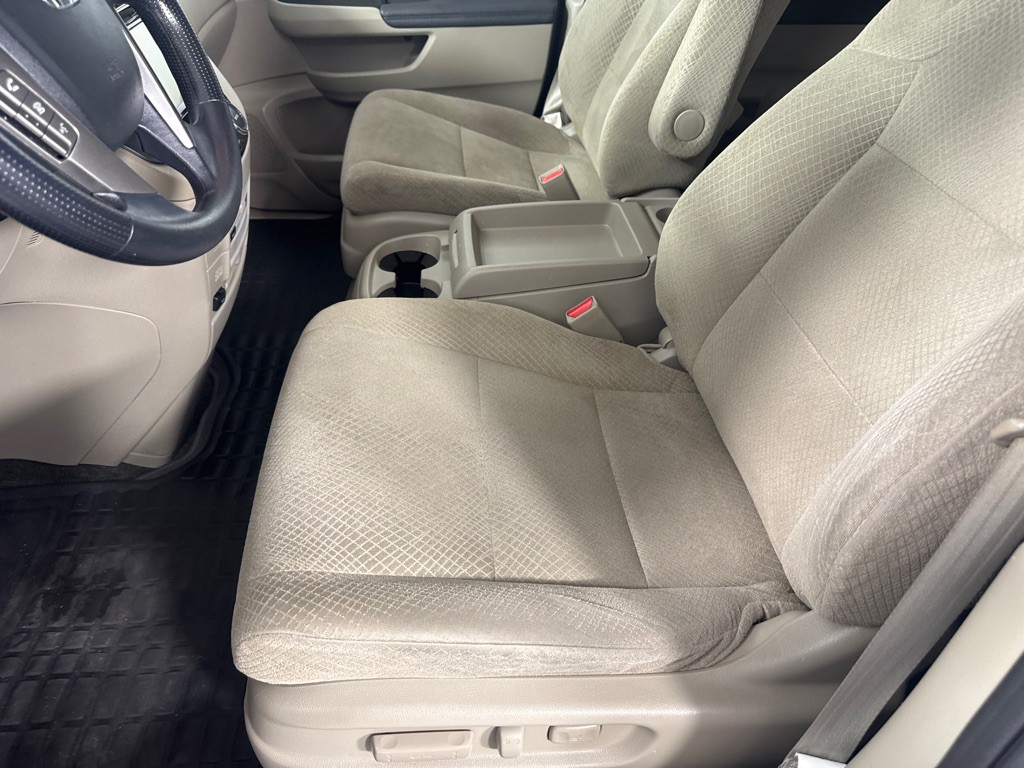 2016 Honda Odyssey Image 12