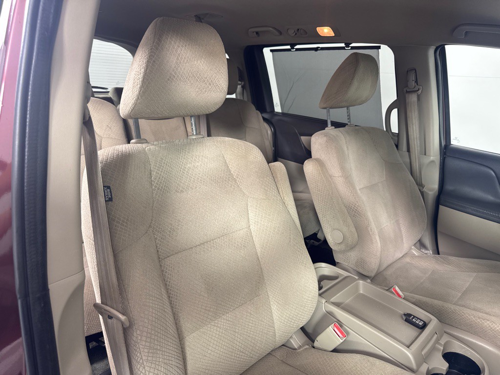 2016 Honda Odyssey Image 25
