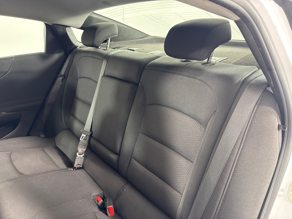 2020 Chevrolet Malibu Image 20
