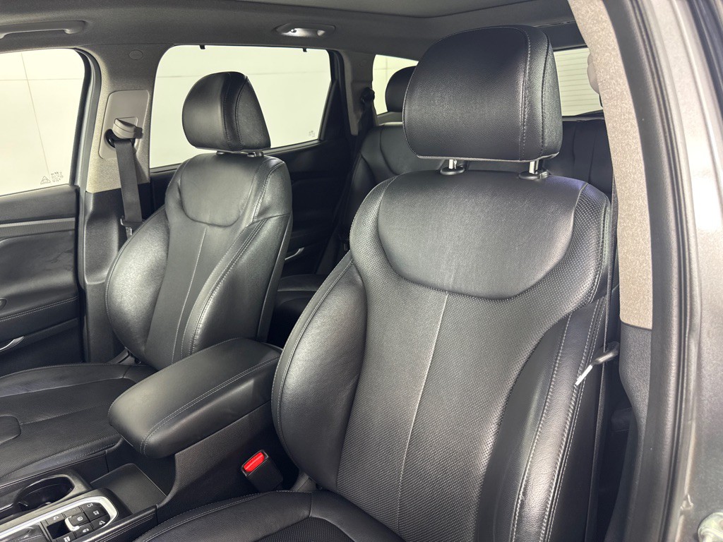 2019 Hyundai Santa Fe Image 12