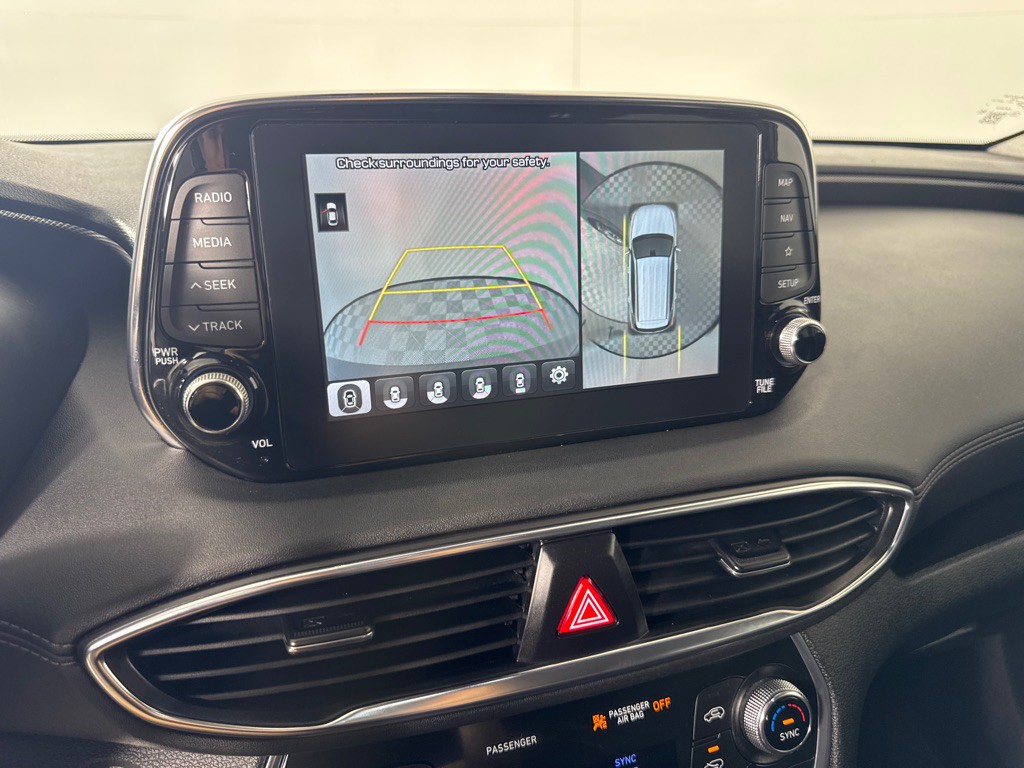 2019 Hyundai Santa Fe Image 17