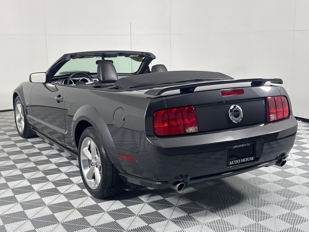 2007 Ford Mustang Image 6