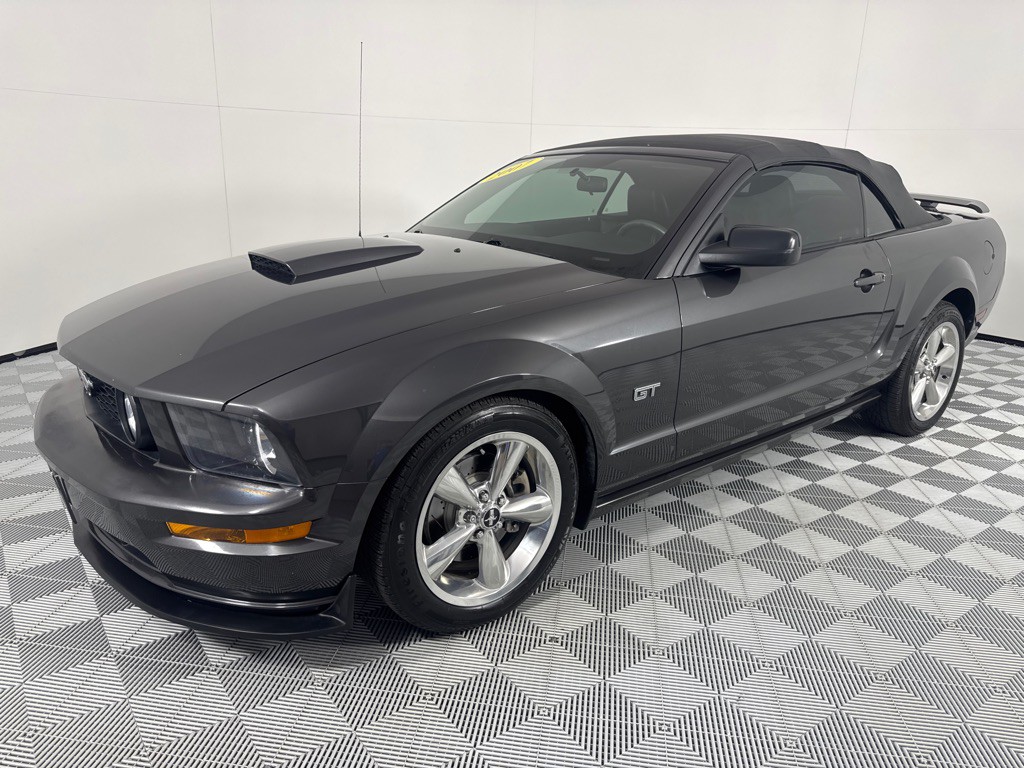 2007 Ford Mustang Image 15